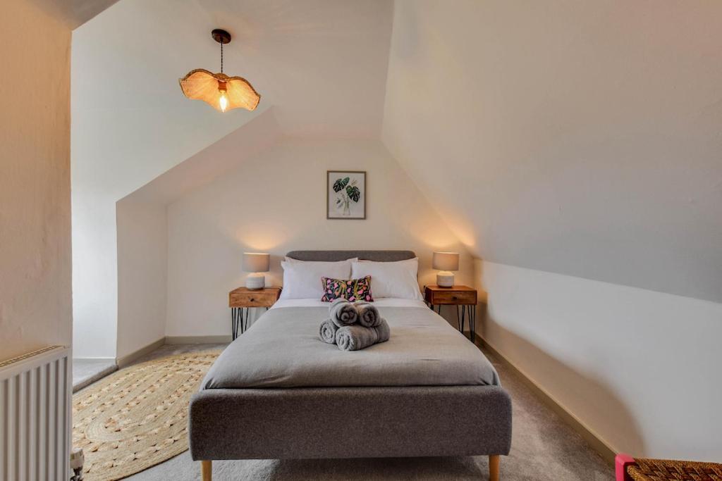 Cheerful 3 Bed Grade II Central Cottage Cirencester Kültér fotó