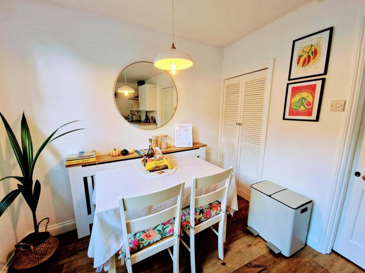 Cheerful 3 Bed Grade II Central Cottage Cirencester Kültér fotó